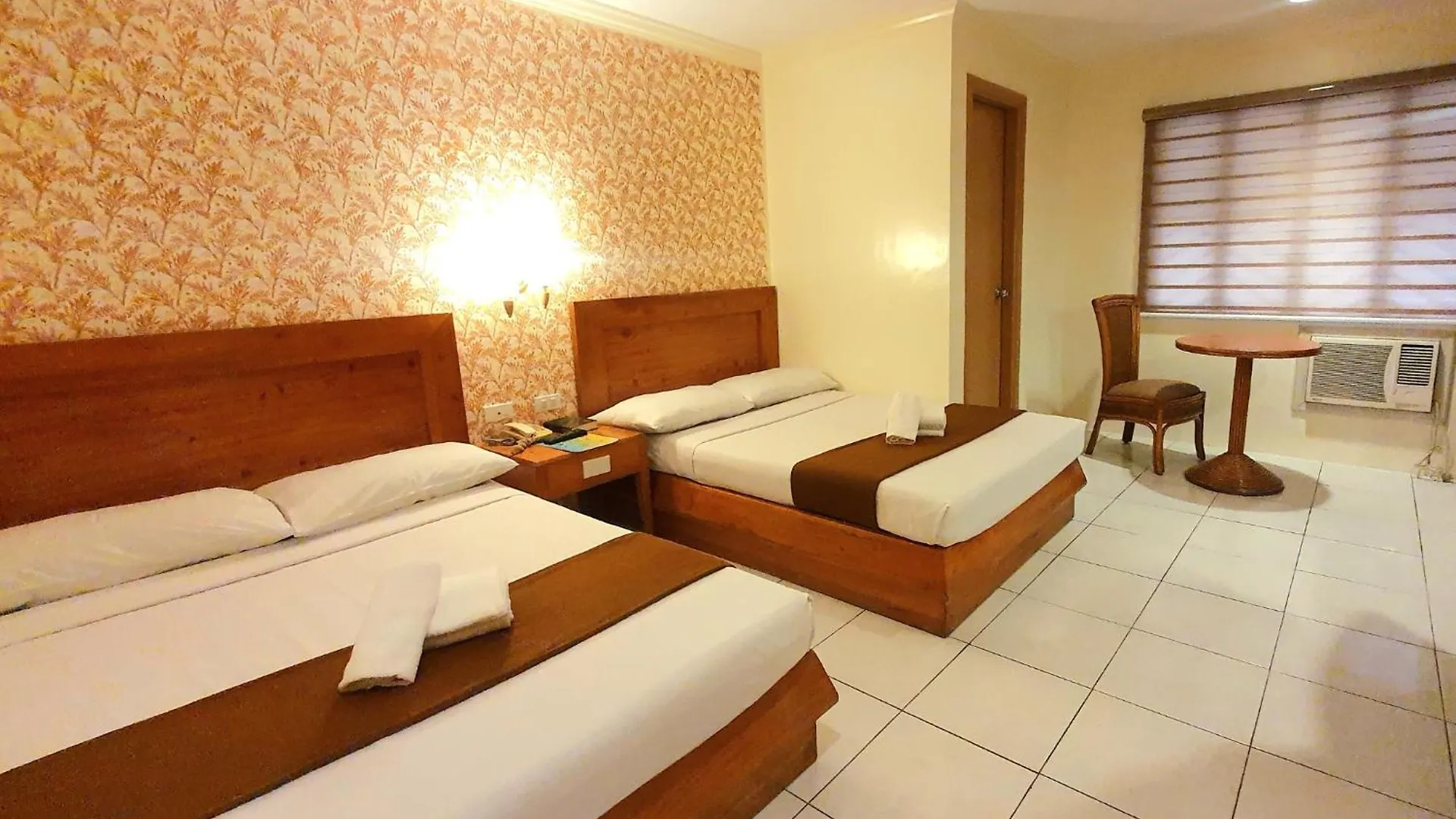 Rosas Garden Hotel Manila