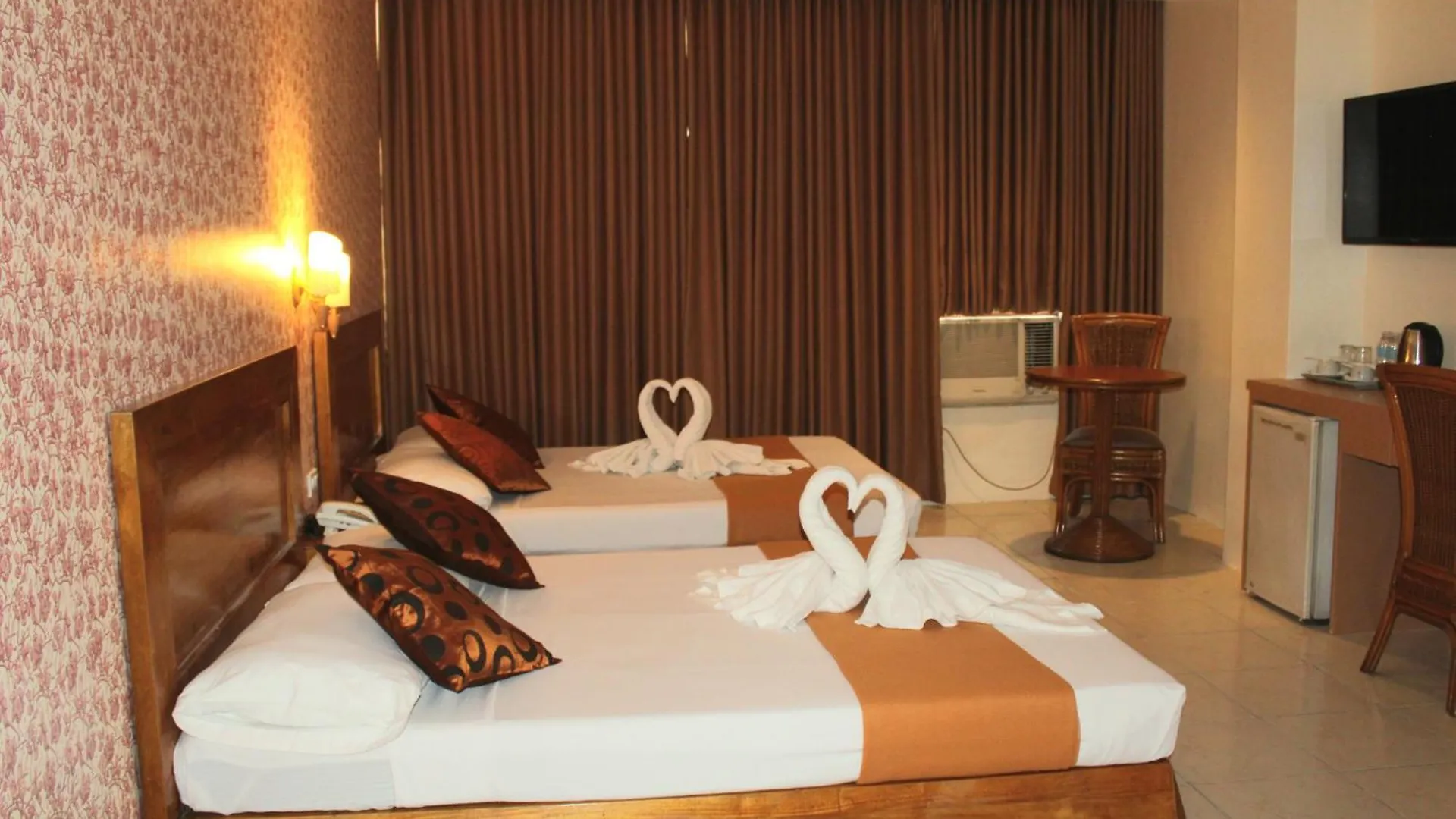 Rosas Garden Hotel Manila 2*,  Philippines