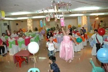 Rosas Garden Hotel Manila 2*,