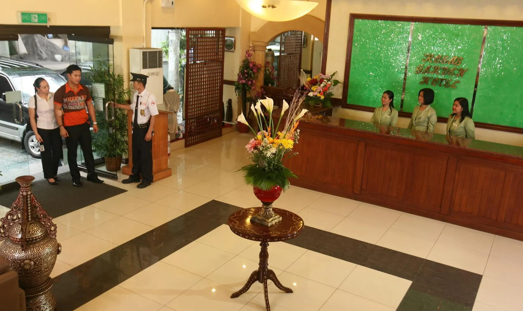 Rosas Garden Hotel Manila