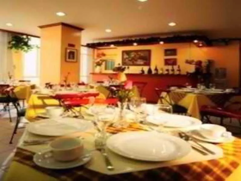 Rosas Garden Hotel Manila