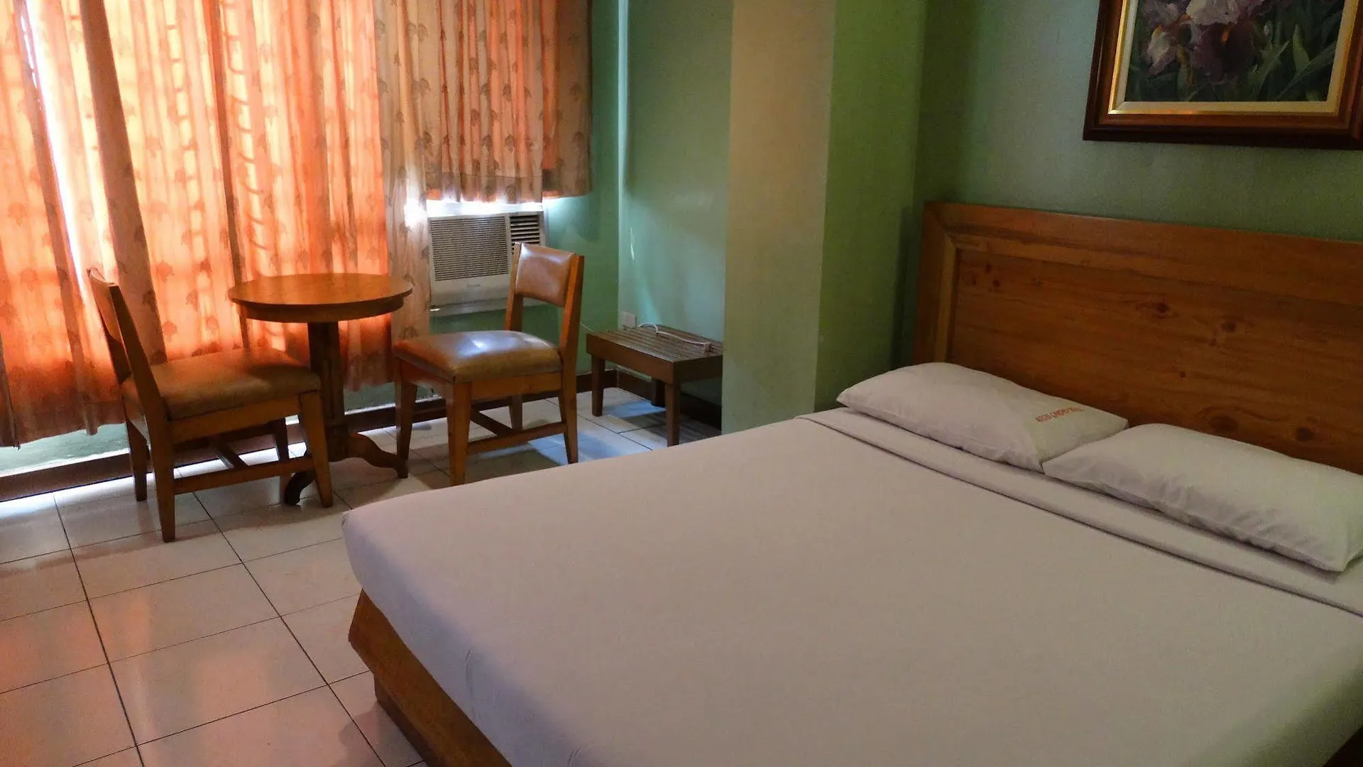 Rosas Garden Hotel Manila 2*,  Philippines