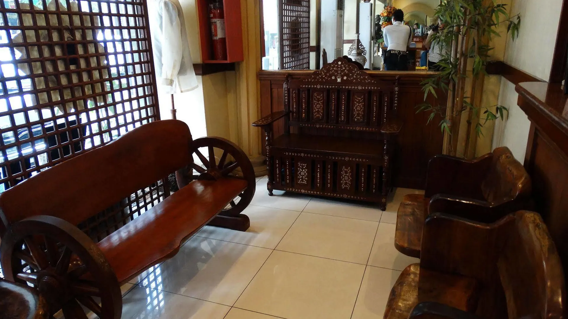 Rosas Garden Hotel Manila