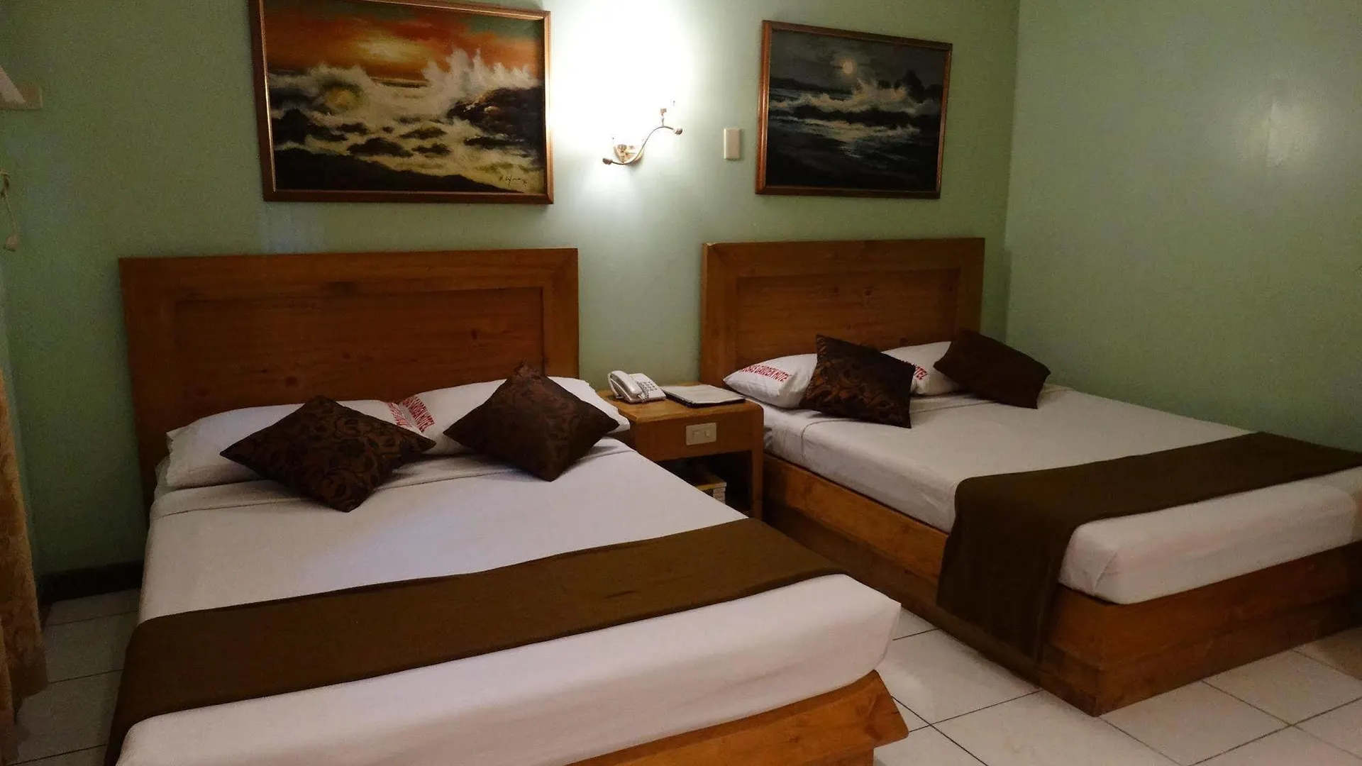 Rosas Garden Hotel Manila